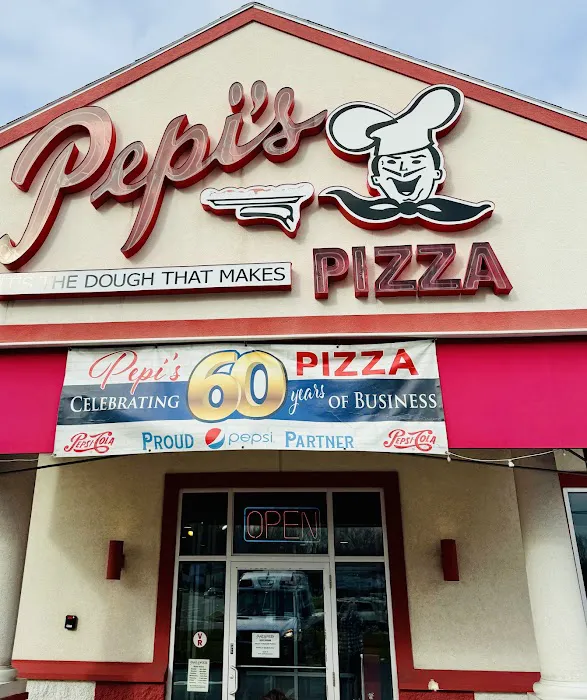 Pepi's Pizza 8