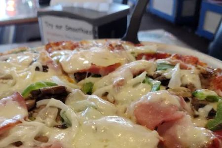 Pepi's Pizza