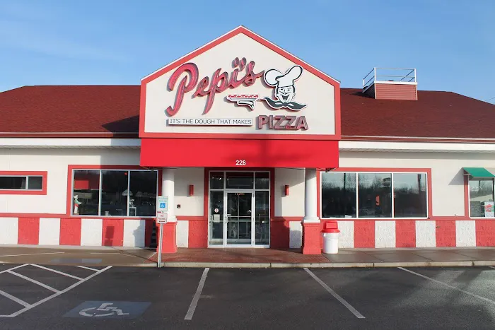 Pepi's Pizza 9