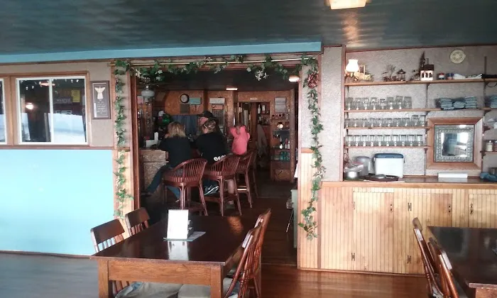 Gary's Restaurant 7