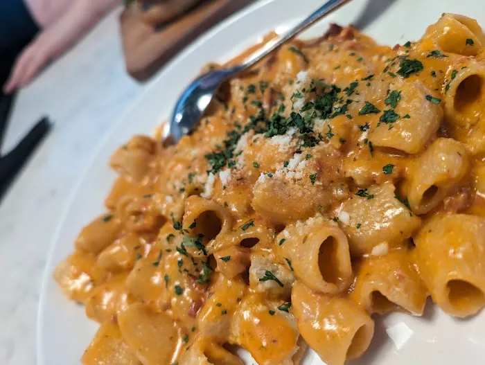 It's a Utica Thing! Kitchen & Bar 5