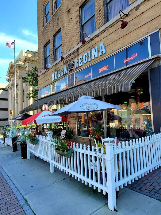 Bella Regina 2