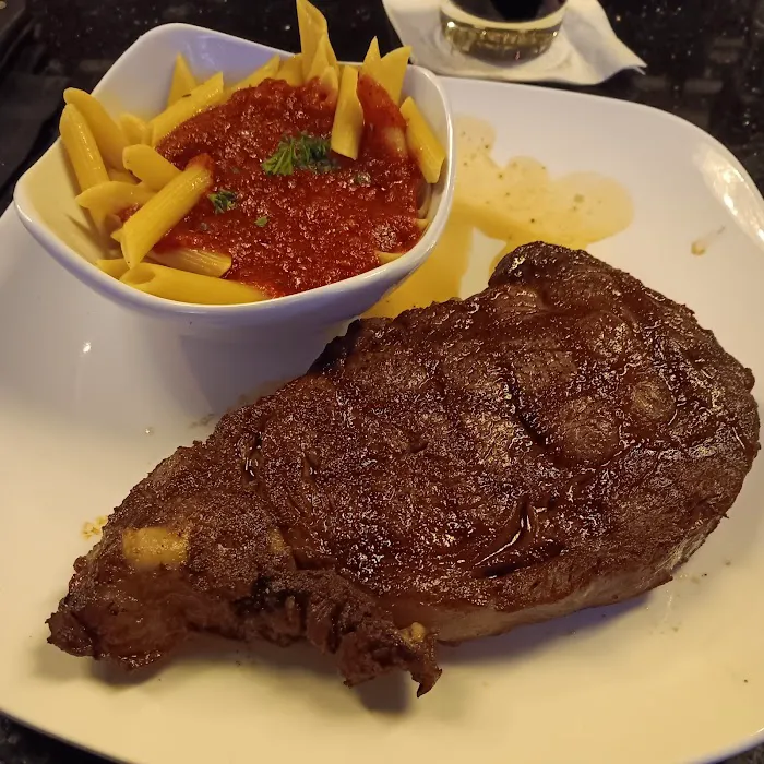Delmonico’s Italian Steakhouse 9