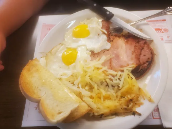 Country Kitchen 3
