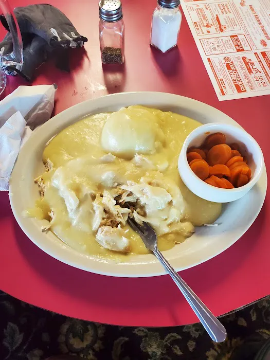 Country Kitchen 10