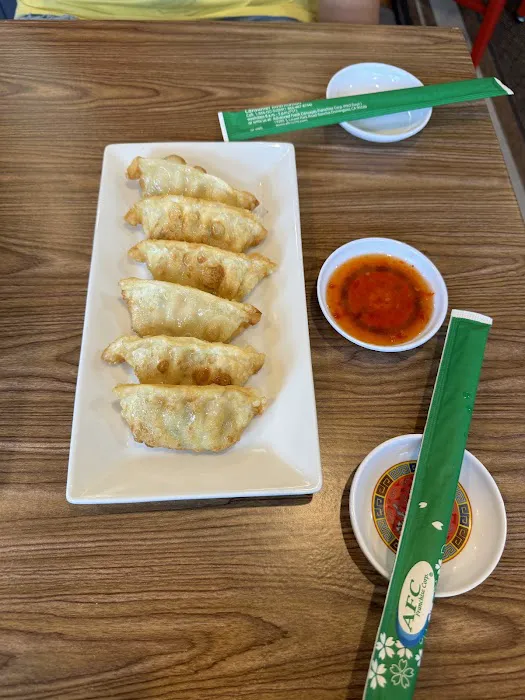 Queen Sushi & Asian Cuisine 8