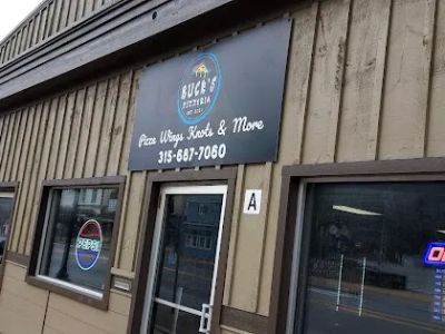 Buck's Pizzeria 0