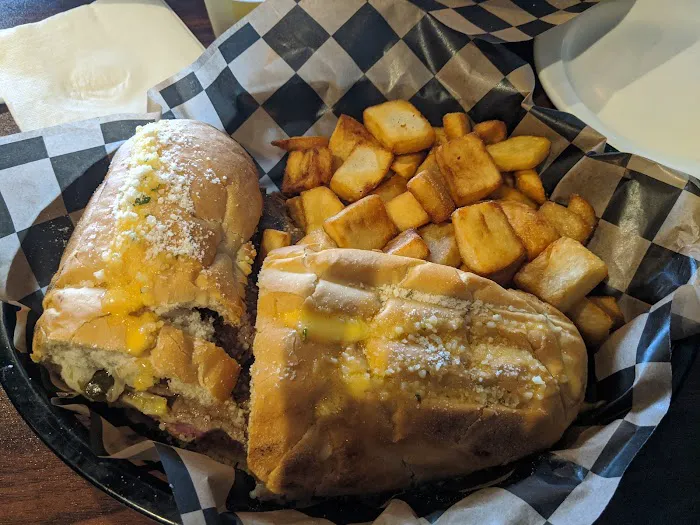 Old School Bar & Grill 6