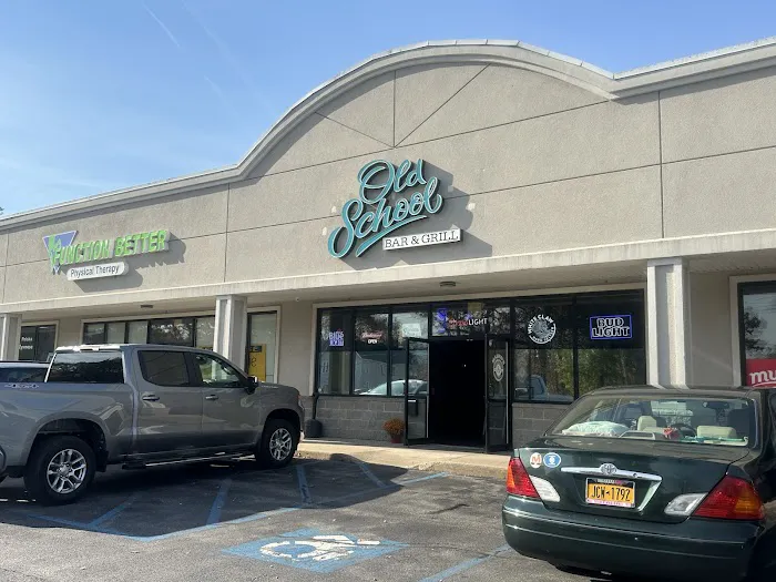 Old School Bar & Grill 4