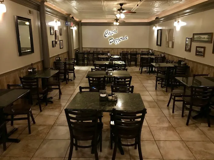 Capri Pizzeria 5