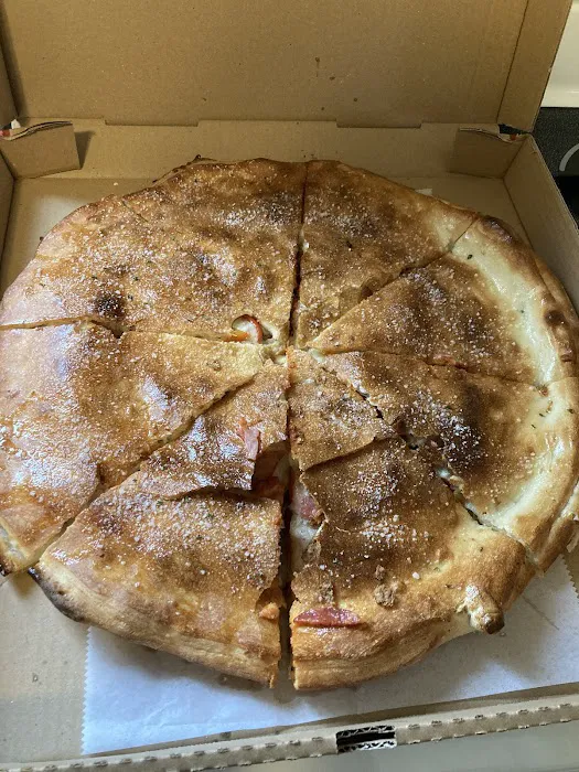 Capri Pizzeria 2