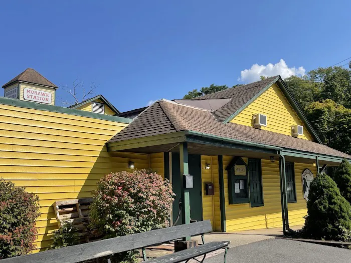 Tren De Villa Mexican Restaurant 4