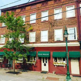 Canal Side Inn 2