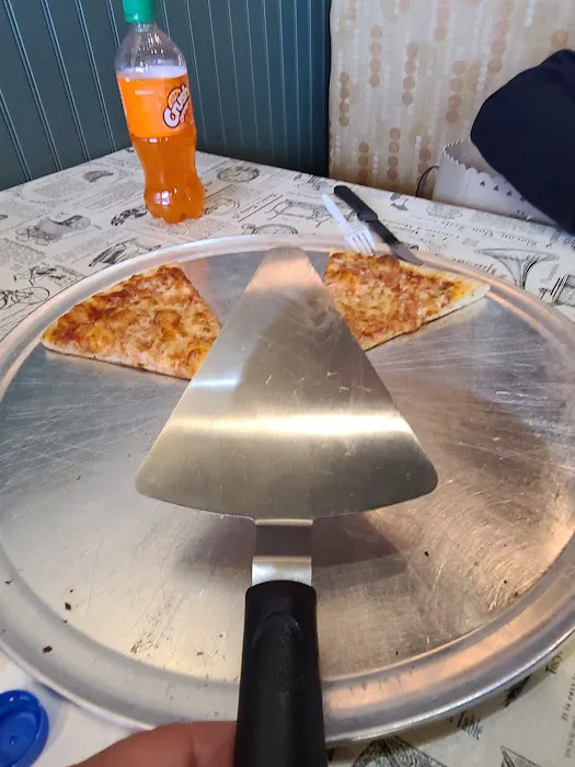 Ed's Pizza Place 5