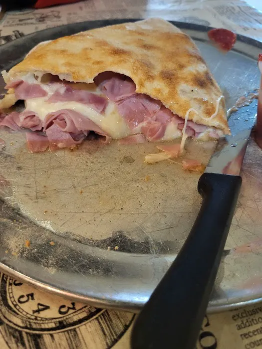 Ed's Pizza Place 9