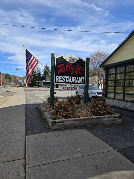 Tally-Ho Restaurant 4