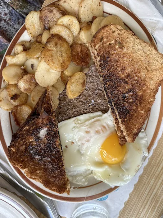 Tally-Ho Restaurant 7