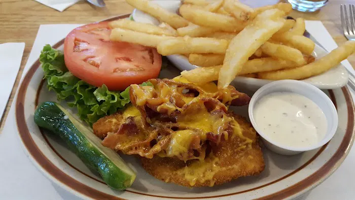 Tally-Ho Restaurant 8