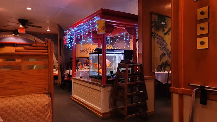 Golden Gate Chinese Restaurant 8