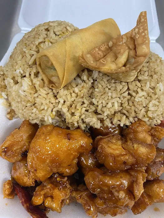 King Wong Chinese Food on 7th Street 4