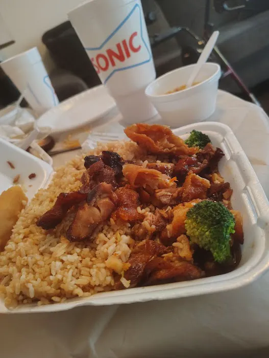 King Wong Chinese Food on 7th Street 5