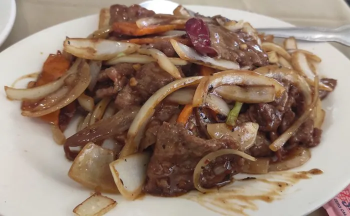 Nee House Chinese Restaurant 8