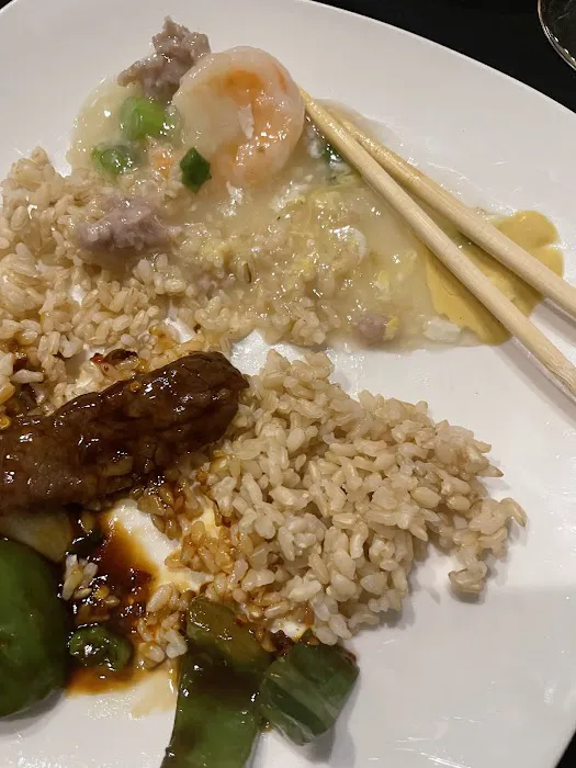Jade Palace Restaurant 1