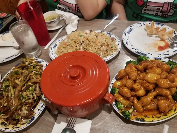 Golden Valley Chinese Restaurant 10