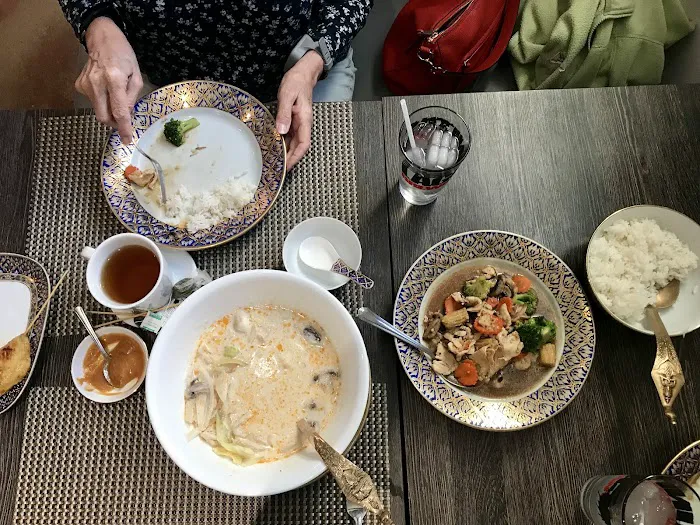 Authentic Thai Kitchen 6