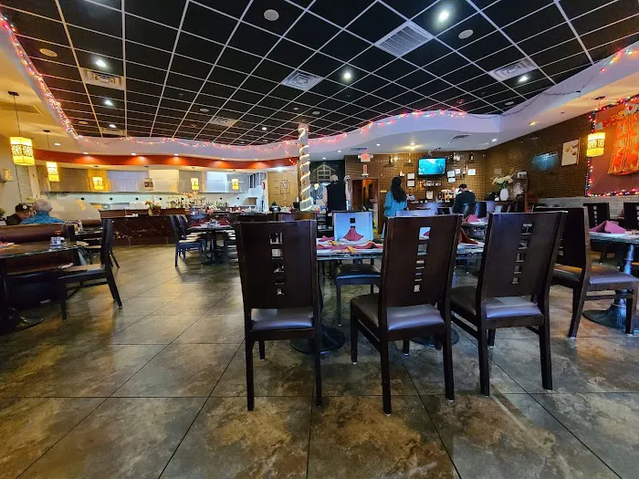 Eest Asian Bistro 4