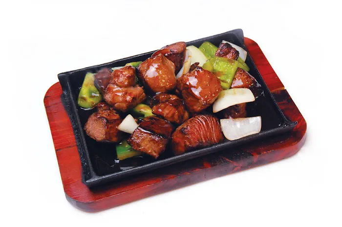 Eest Asian Bistro 2