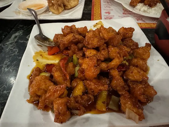 Eest Asian Bistro 6