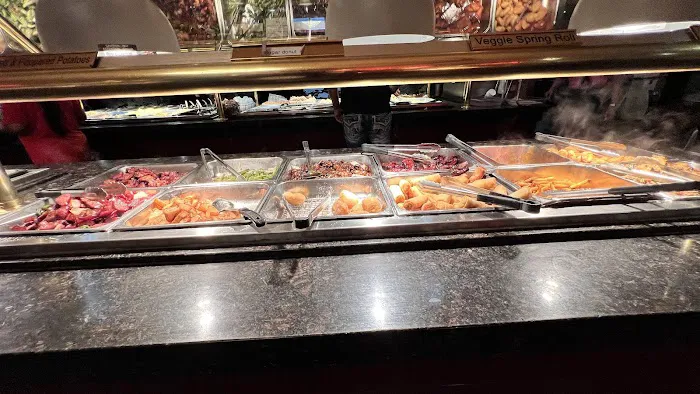 Lin's Grand Buffet 4