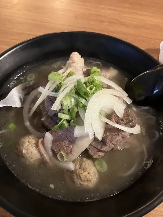 Phoenix Dining 1