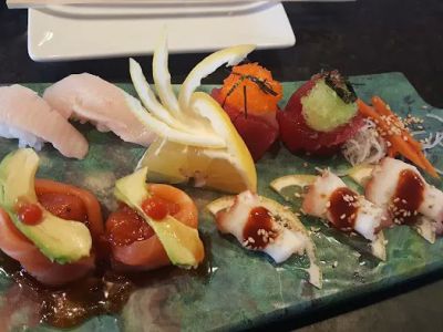 Wok 'N Roll Old Town ; Sushi, Music, Bar 0