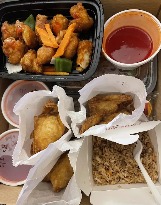 PongPong Chinese Cuisine 8