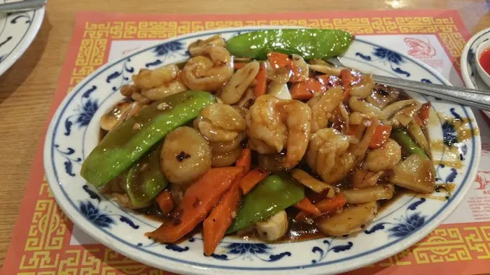 PongPong Chinese Cuisine 9