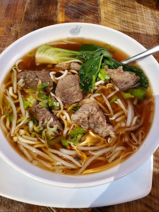 Uncle Panda Dumpling & Noodle House 2