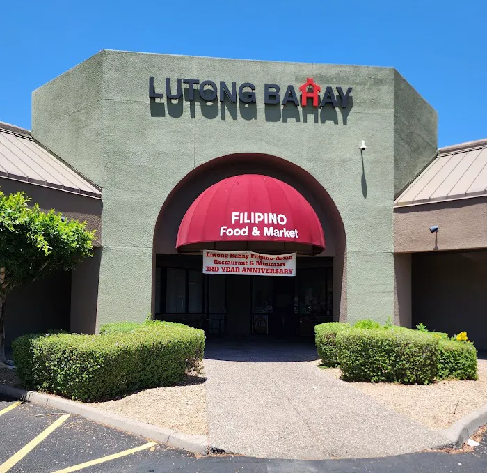Lutong Bahay Filipino-Asian Restaurant & Mini Mart 9