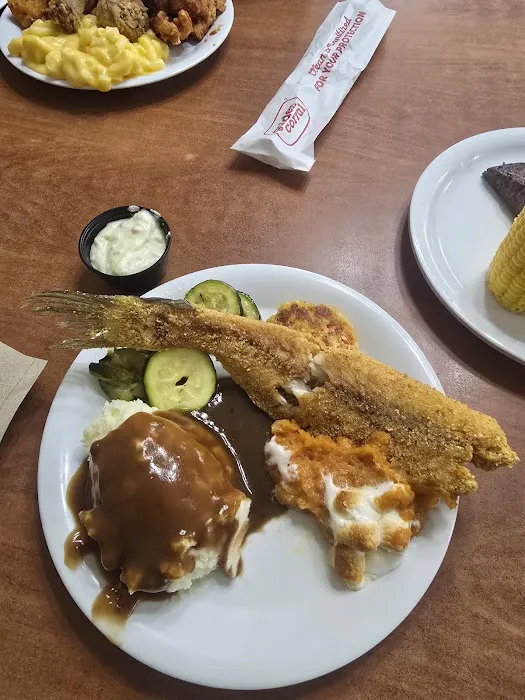 Golden Corral Buffet & Grill 7