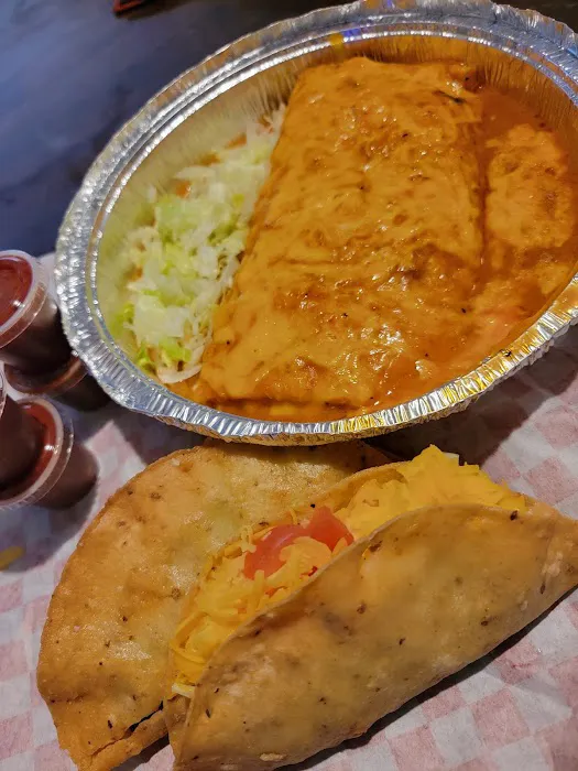 Lito's Fine Mexican Food 7