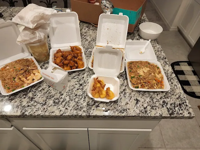 Yan's Chinese Food 9