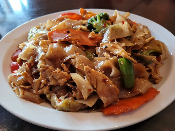 Pad Thai Kitchen 3