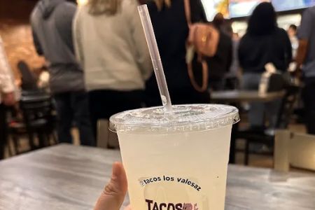 Tacos Los Vales