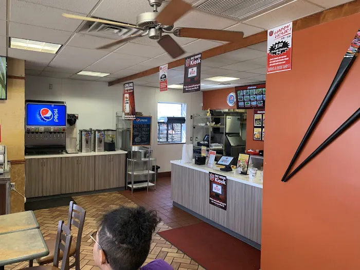 Yoshi's Fresh Asian Grill 9