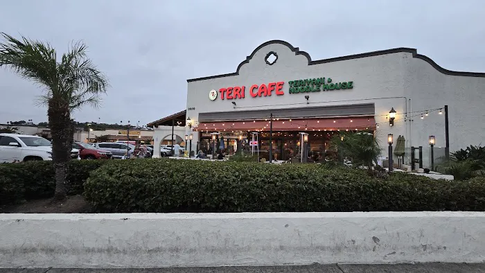 Teri Cafe - Oceanside II 3