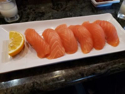 Cafe de Thai And Sushi 0