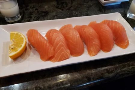 Cafe de Thai And Sushi