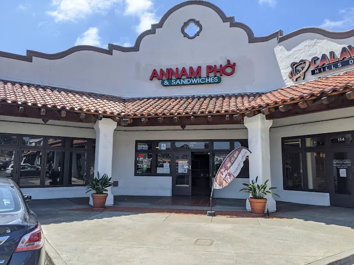 Annam Pho & Sandwiches 2