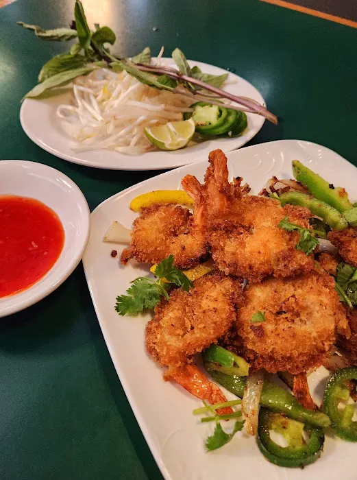 Annam Pho & Sandwiches 7